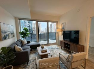 117 Broadway Ave #702, Toronto, ON M4P 1V3