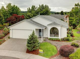 15611 NE Russell Pl, Portland, OR 97230