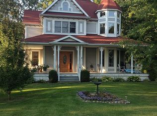 22285 Armada Center Rd, Armada, MI 48005