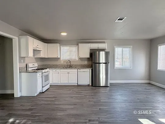 430 W Wilson Ave — Photo 4