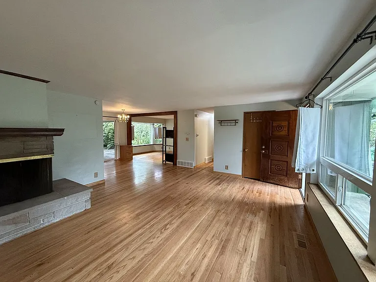 9123 227th St SW — Photo 5