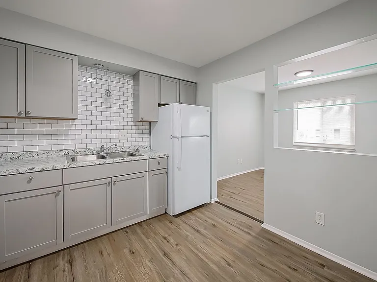 211 Summit Rdg — Photo 4