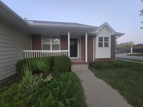 12717 W Hendryx Ct, Wichita, KS 67235