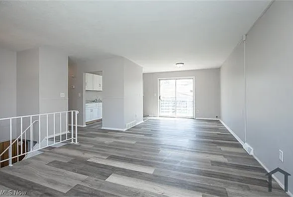 4157 E 188th St — Photo 3