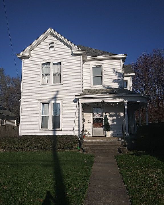 1st image of 122 N Walnut St