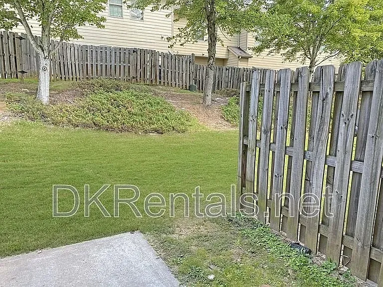 4416 Stone Gate Way — Photo 8