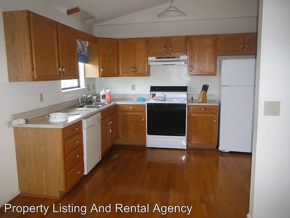 2nd image of 147 Elliott & Scott Cir