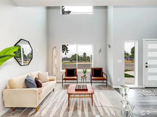 846 SW 136th Street #1, Burien, WA 98166