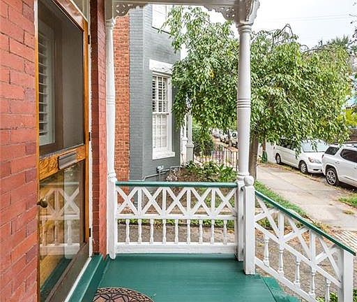 3rd image of 304 N Meadow St