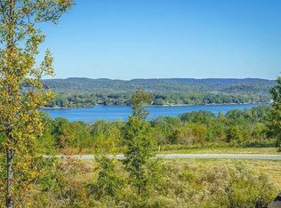 2139 River Watch Dr #32, Soddy Daisy, TN 37379
