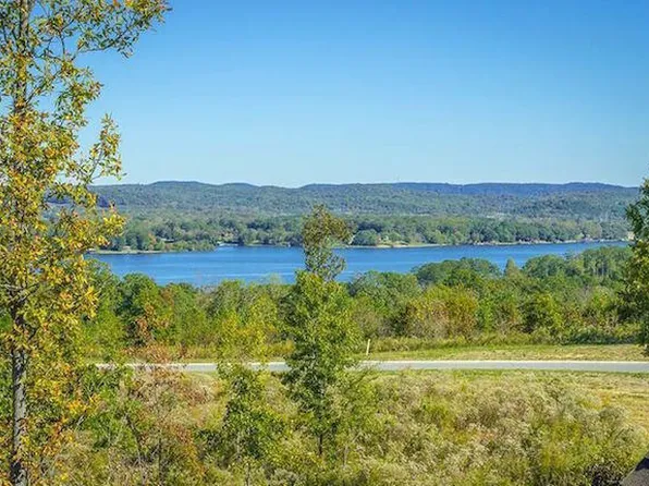 2139 River Watch Dr #32, Soddy Daisy, TN 37379