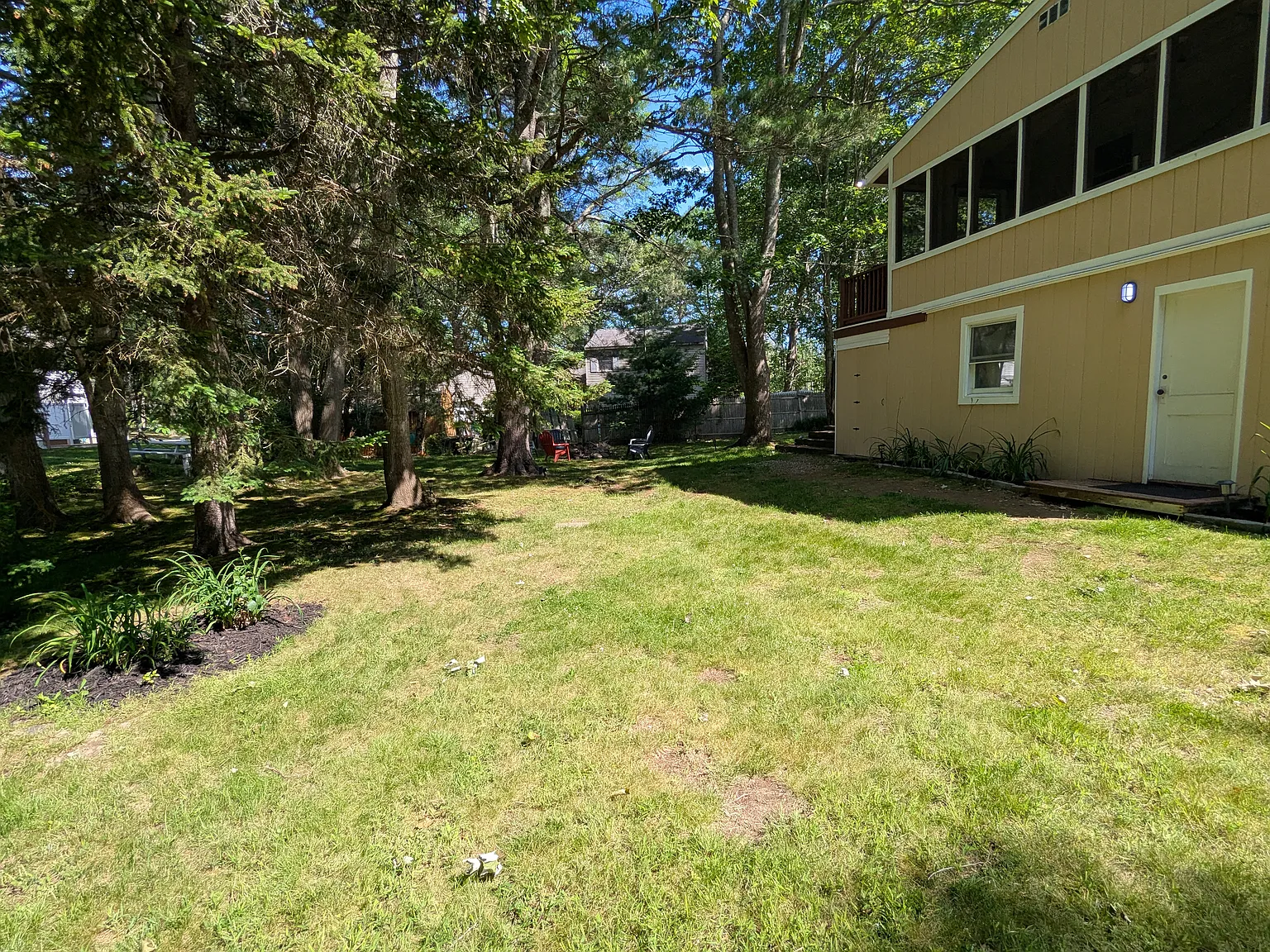 2 bed, 1035 sqft, $1,995 — Photo 3