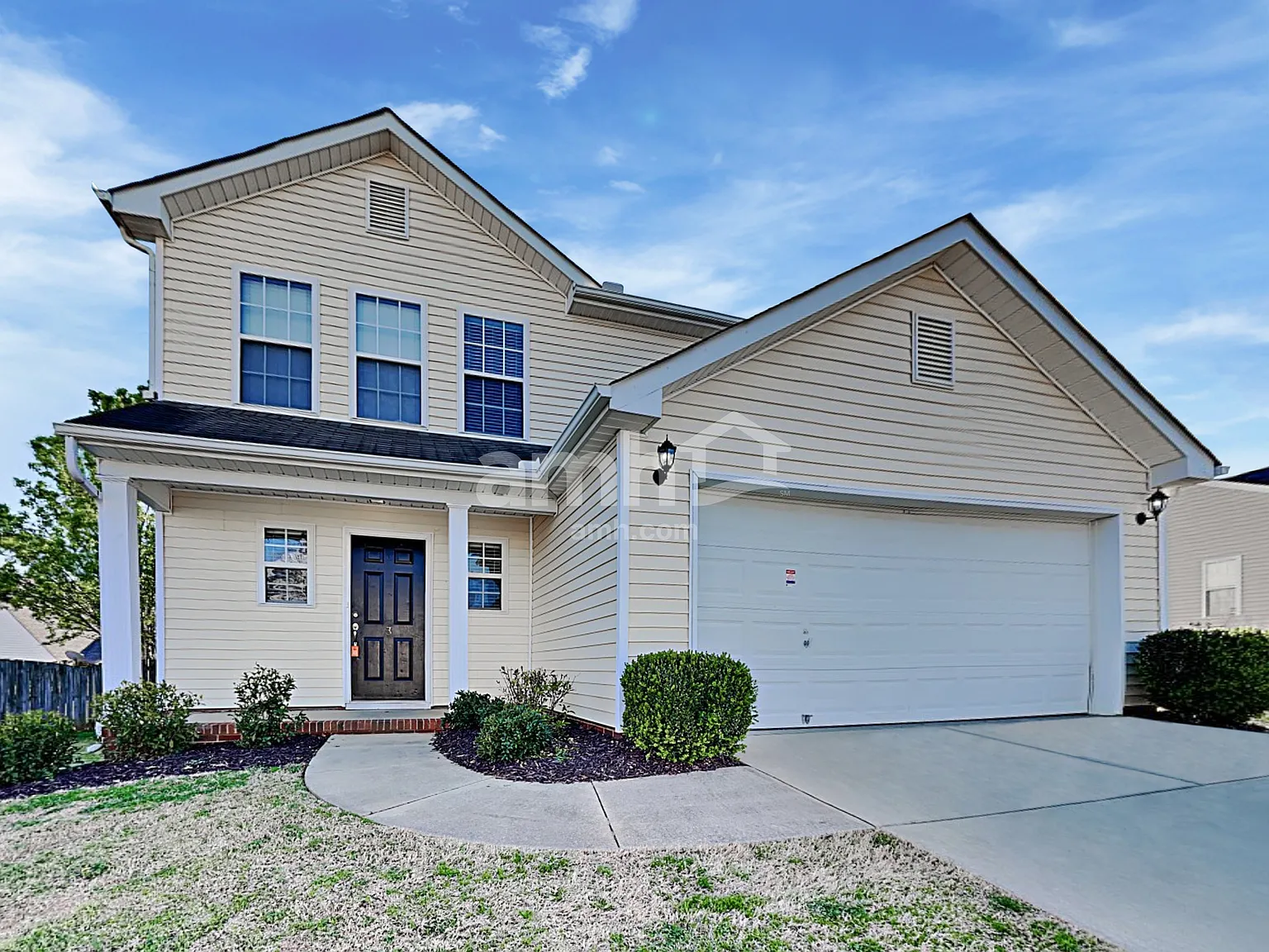 4 bed, 2.5 bath, 2248 sqft, $2,405 — Photo 1