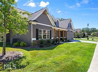 304 Trappers Blf, Waleska, GA 30183