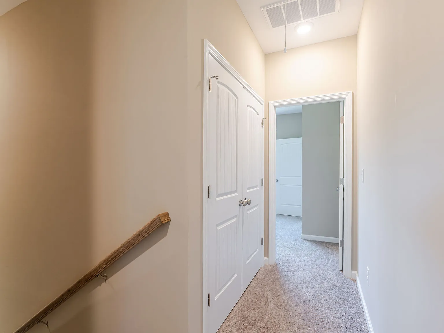 351 Bordeaux Drive — Photo 4