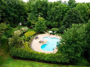 27 Pomona Rd, Suffern, NY 10901