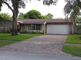 6480 SW 6th St, Pembroke Pines, FL 33023
