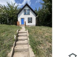 3320 E 24th St, Kansas City, MO 64127