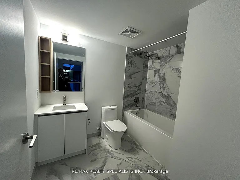 1100 Sheppard Ave W #1005 — Photo 22