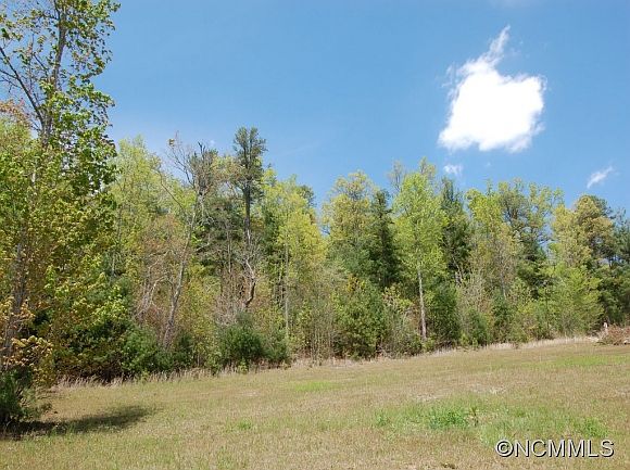 1st image of 122 N Crab Meadow Dr