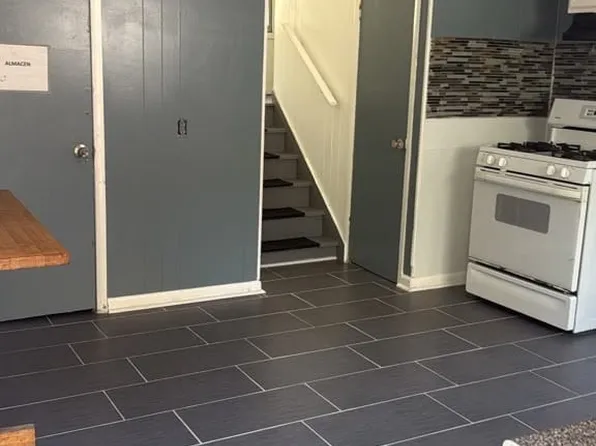 7911 Dearborn Ave #7911, Cleveland, OH 44102
