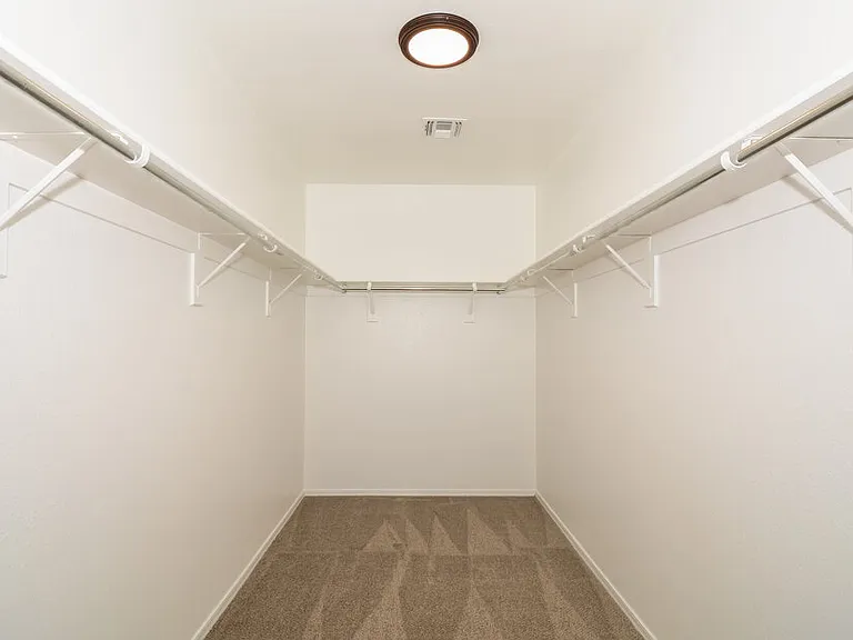 15331 W Cameron Cir — Photo 11