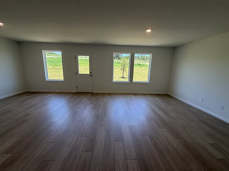 357 Artemis St — Photo 55