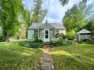 107 E 5th St, Donnelly, MN 56235