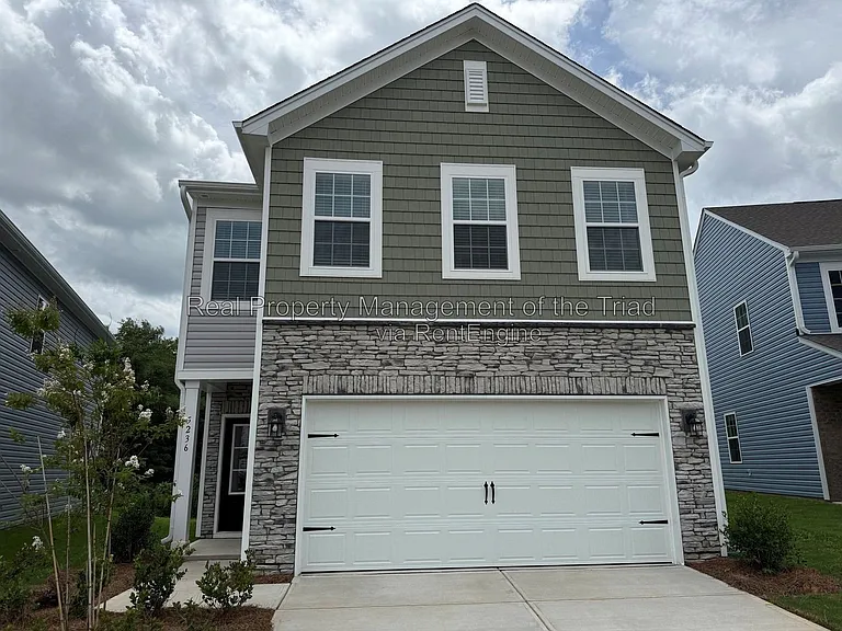 5236 Amaryllis Way — Photo 1