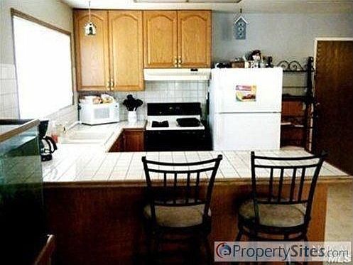 4th image of 125 Andrea Dr