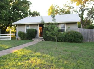 5840 Yeary St, Fort Worth, TX 76114