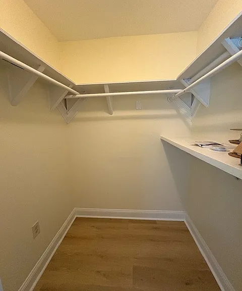 5420 Charlotte Dr — Photo 13