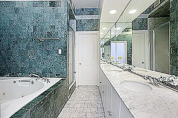 Rented by Leslie J. Garfield | media 18