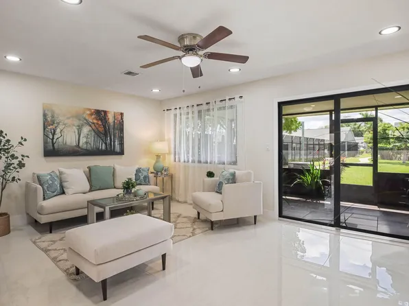 4605 PIER Drive #4605, Greenacres, FL 33463