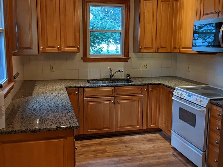 5900 Valley View Dr — Photo 21