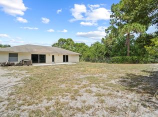 1074 SW Charcoal Ave, Port Saint Lucie, FL 34953