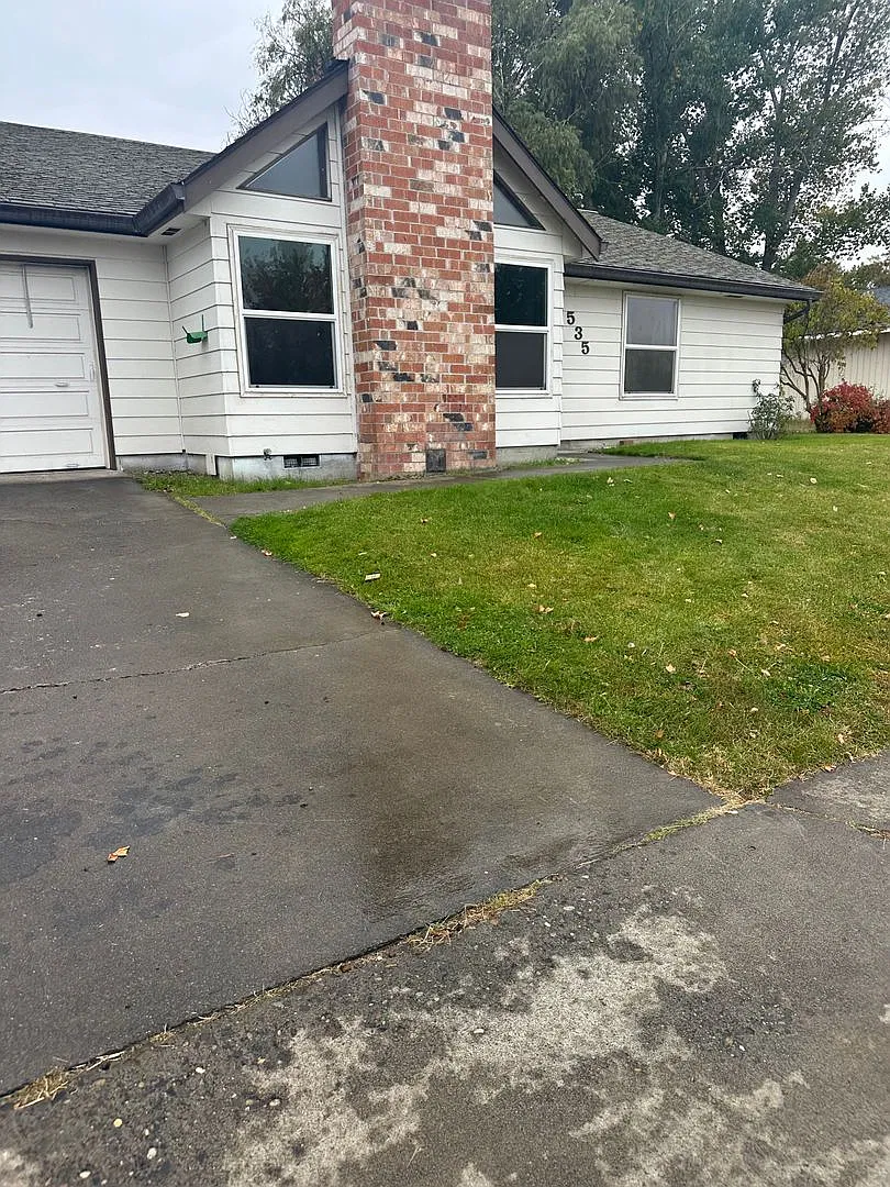 Hard to find 4 bed — Photo 1