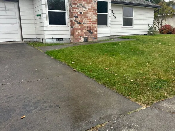 535 W Moore Ave, Hermiston, OR 97838