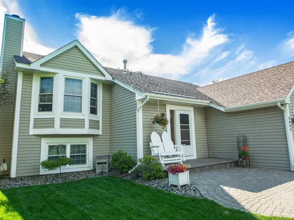 3889 Kennet Cir, Eagan, MN 55123