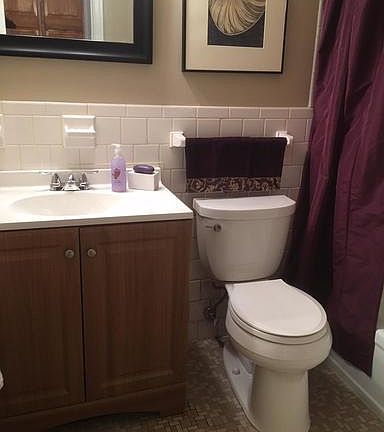 3rd image of 884 College Pkwy #10
