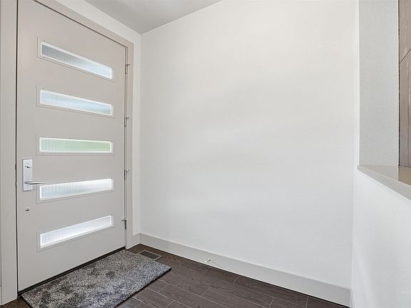 3rd image of 2875 S Palmatier Way