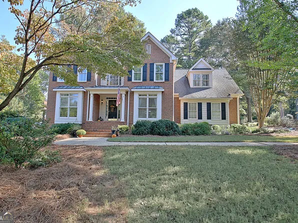 260 S Shore Dr, Newnan, GA 30263