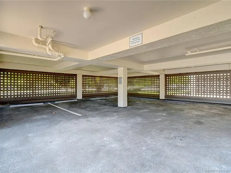 8302 Marina Villas Dr #8302 — Photo 45