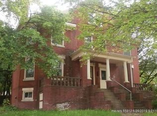 5 Clachan Pl, Rumford, ME 04276