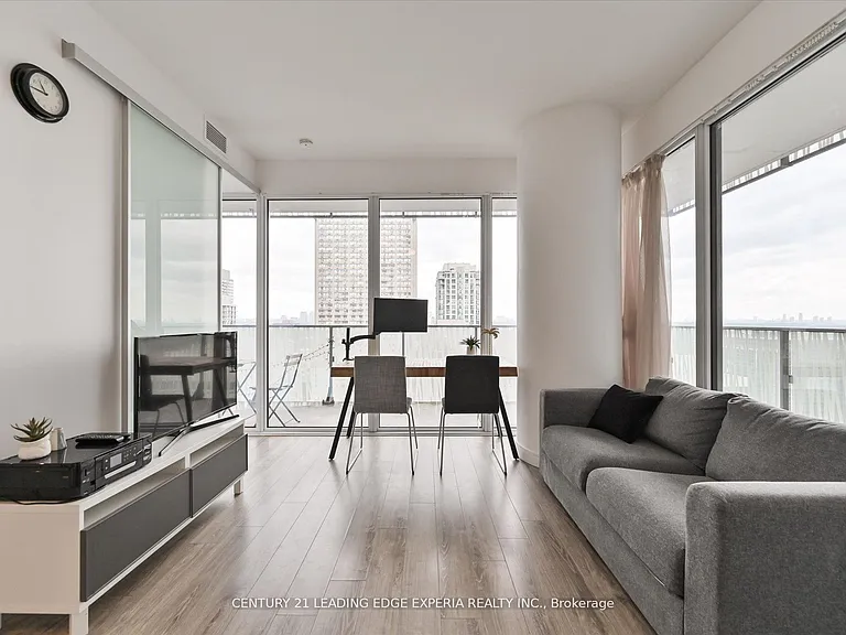 42 Charles St E #2309 — Photo 19