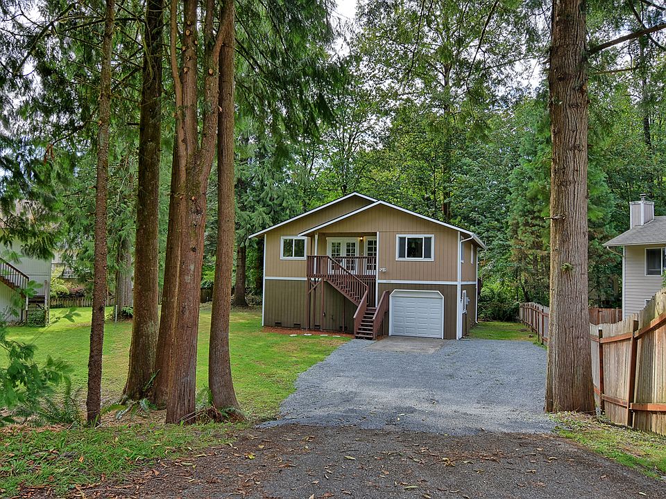 Remodeled 2 story home 