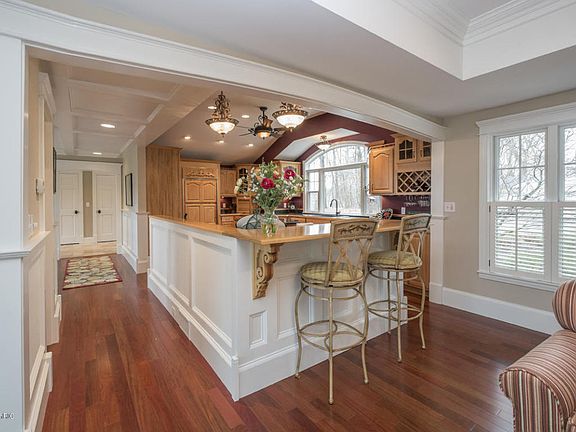 5th image of 1451 Shoal Ave