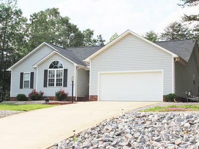 4553 Brave Ave, Maiden, NC, 28650