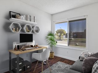 5691 Tilburg Dr, Huntington Beach, CA 92649