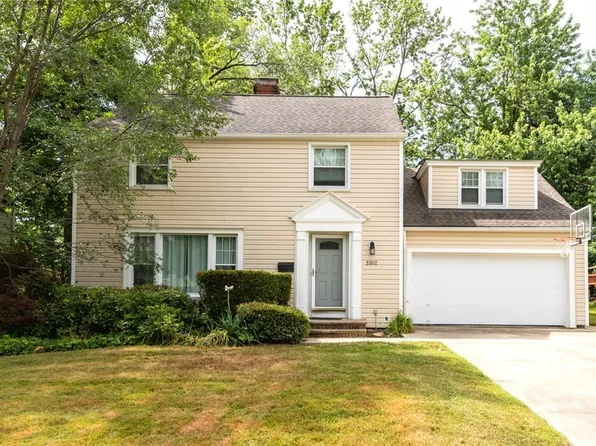 23512 E Baintree Rd, Beachwood, OH 44122